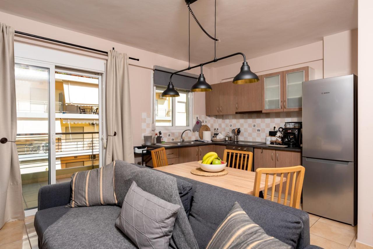 Eleni'S Modern Apartment Волос Екстериор снимка