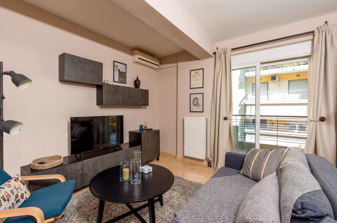 Eleni'S Modern Apartment Волос Екстериор снимка